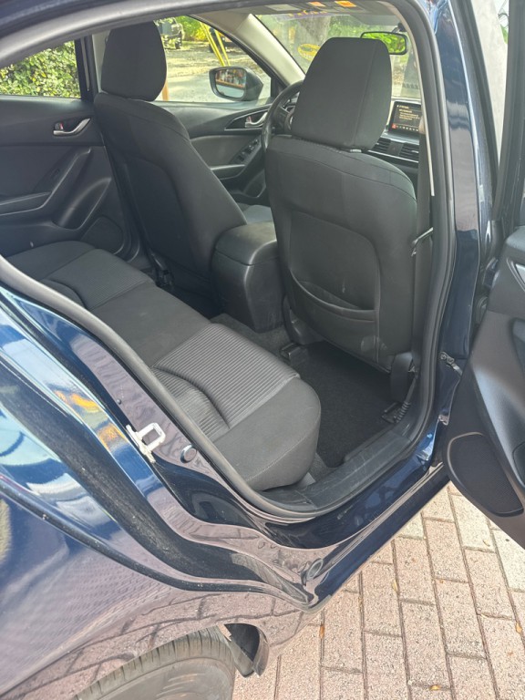 2016 Mazda Mazda3 Image 16