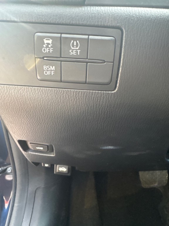 2016 Mazda Mazda3 Image 25