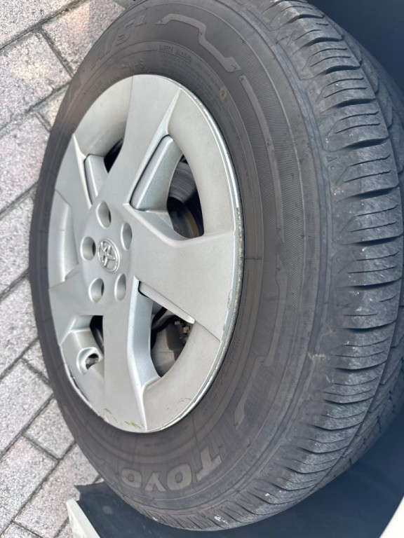 2010 Toyota Prius Image 10