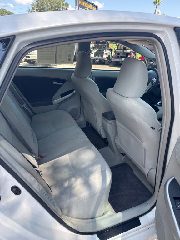 2010 Toyota Prius Image 16