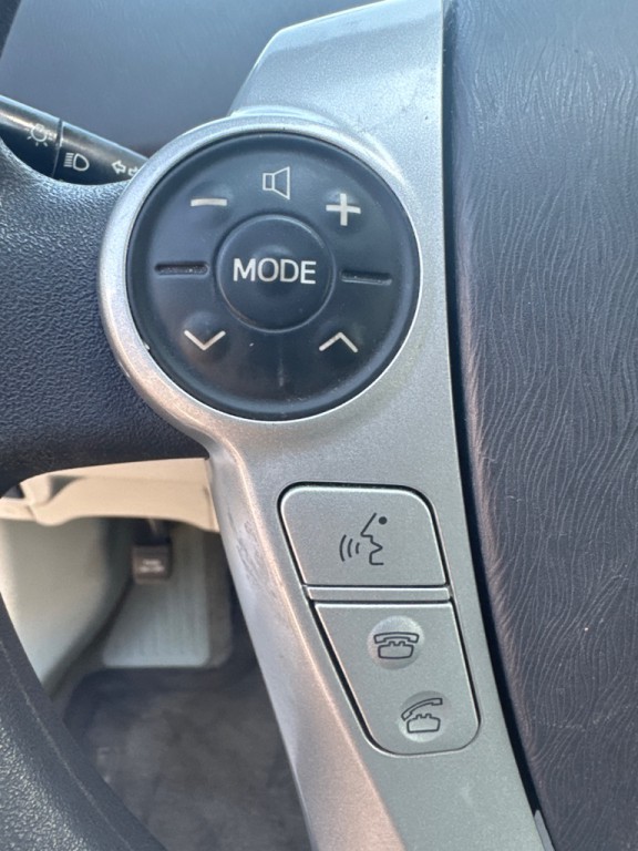 2010 Toyota Prius Image 27