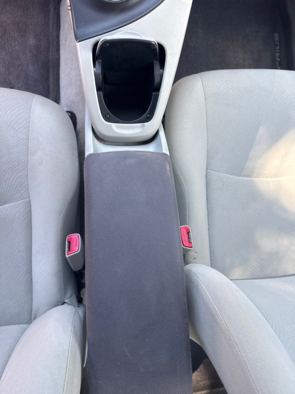 2010 Toyota Prius Image 29