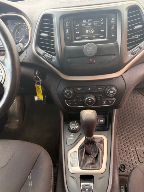 2014 Jeep Cherokee Image 13