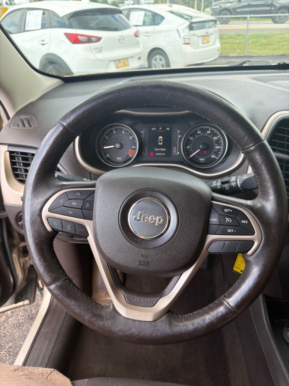2014 Jeep Cherokee Image 21