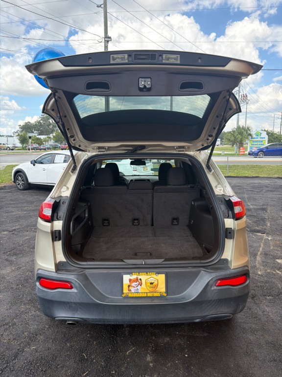 2014 Jeep Cherokee Image 22