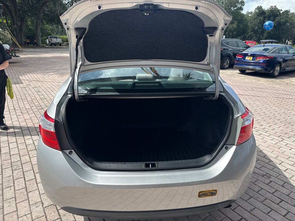2014 Toyota Corolla Image 12