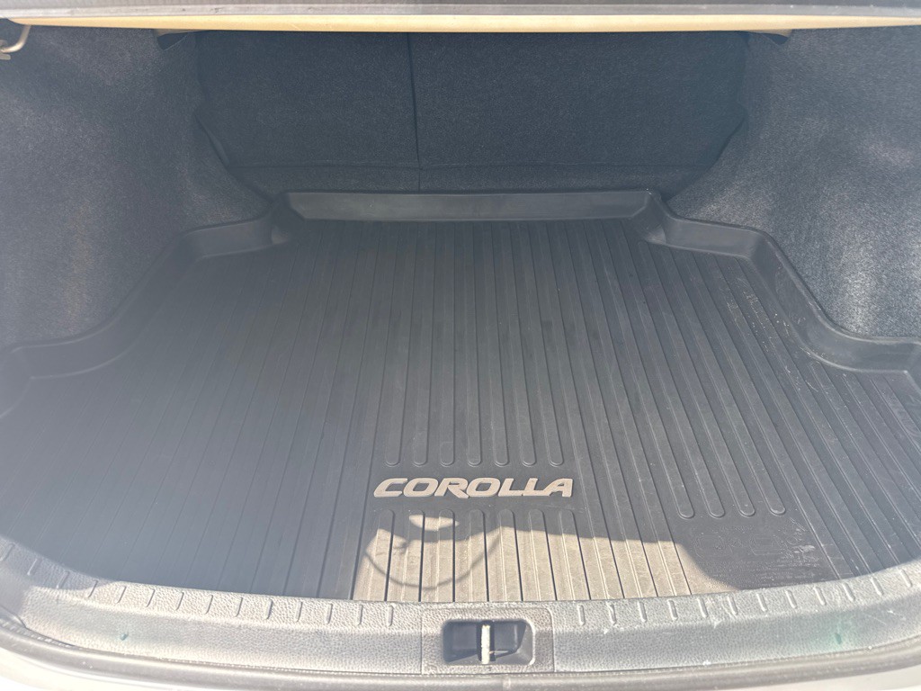 2014 Toyota Corolla Image 13