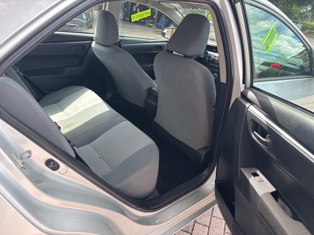 2014 Toyota Corolla Image 14