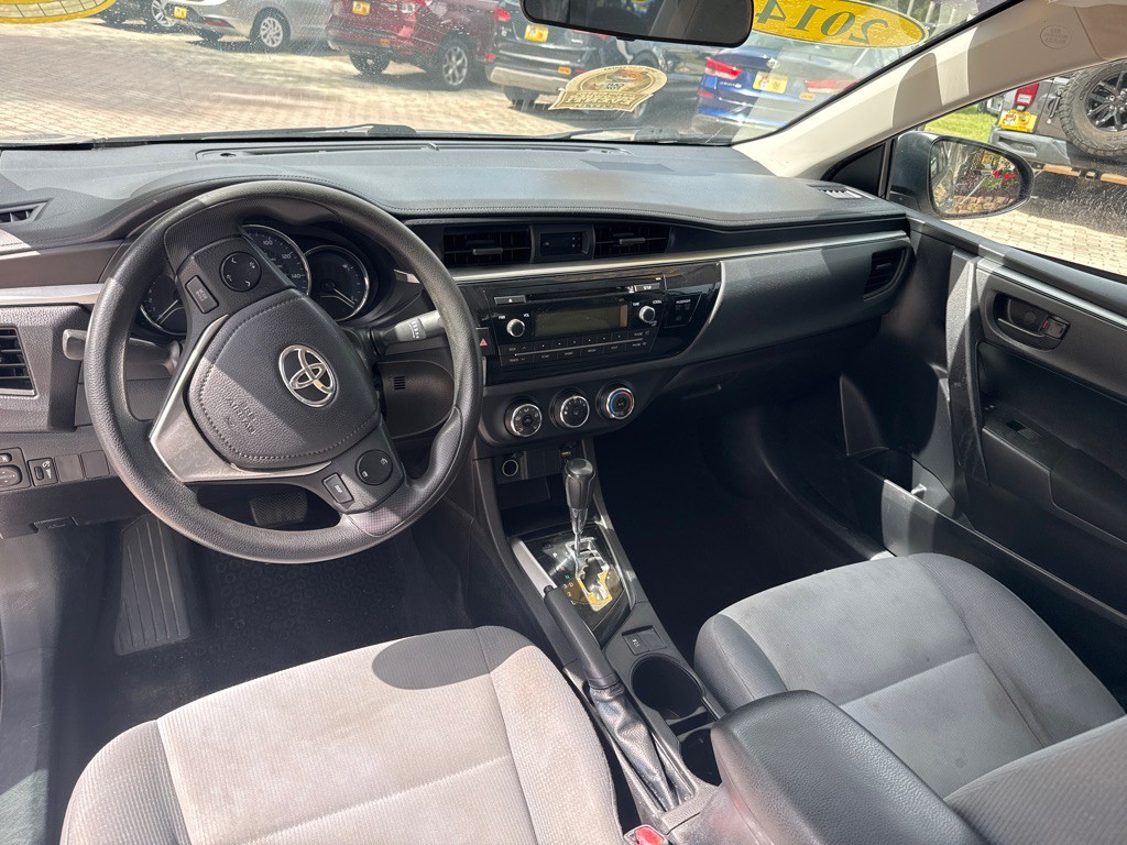 2014 Toyota Corolla Image 21