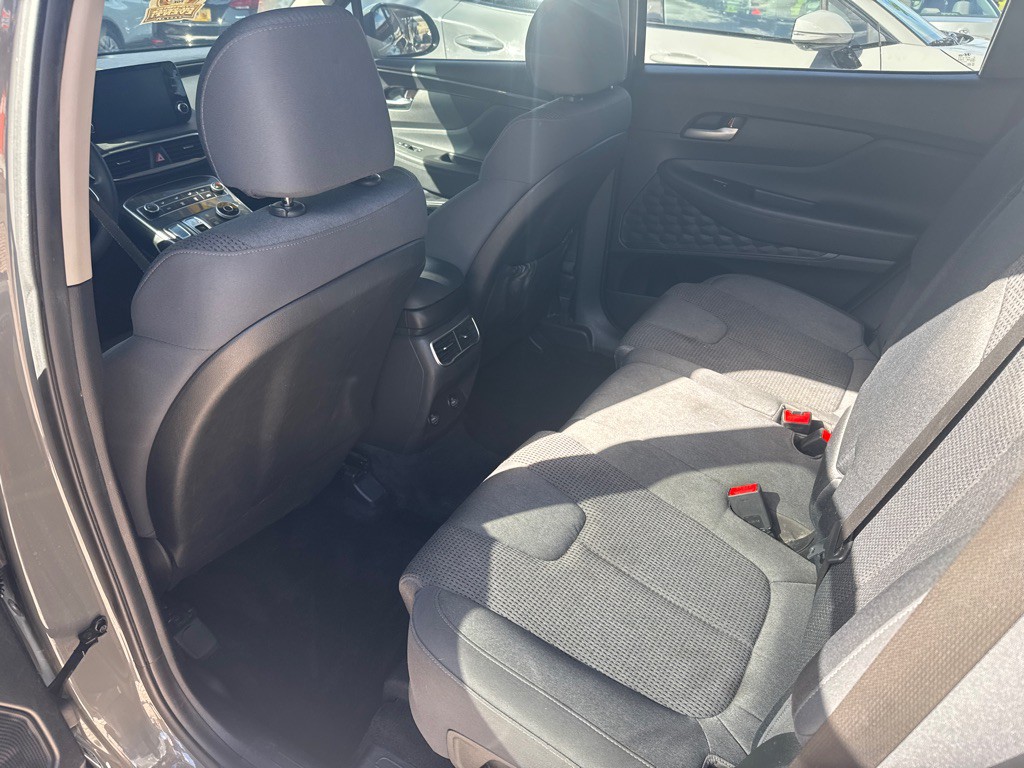 2021 Hyundai Santa Fe Image 17