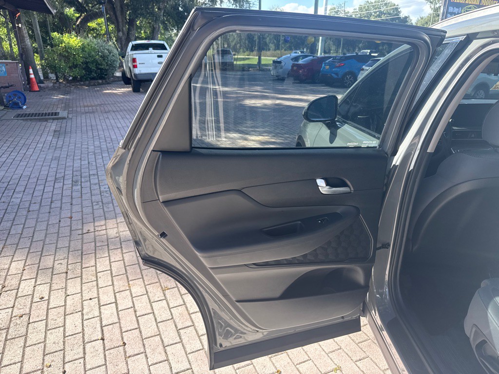 2021 Hyundai Santa Fe Image 18
