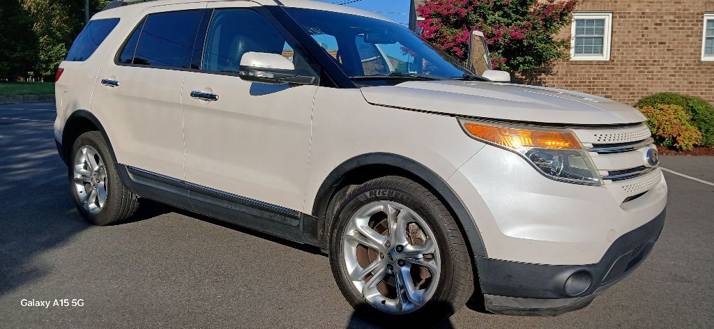 2013 Ford Explorer Image 2