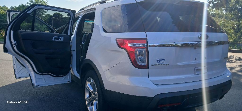 2013 Ford Explorer Image 6