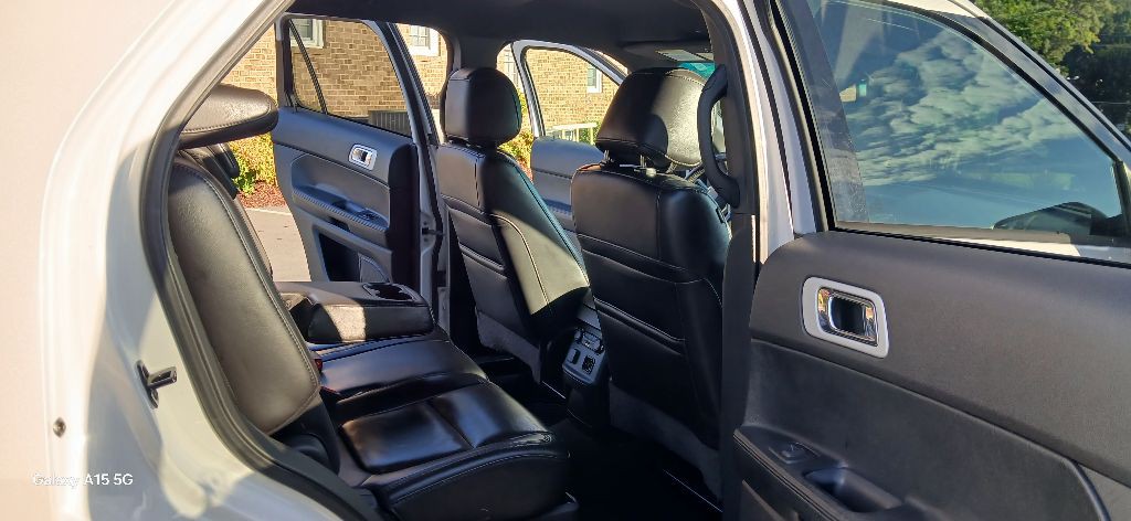 2013 Ford Explorer Image 10