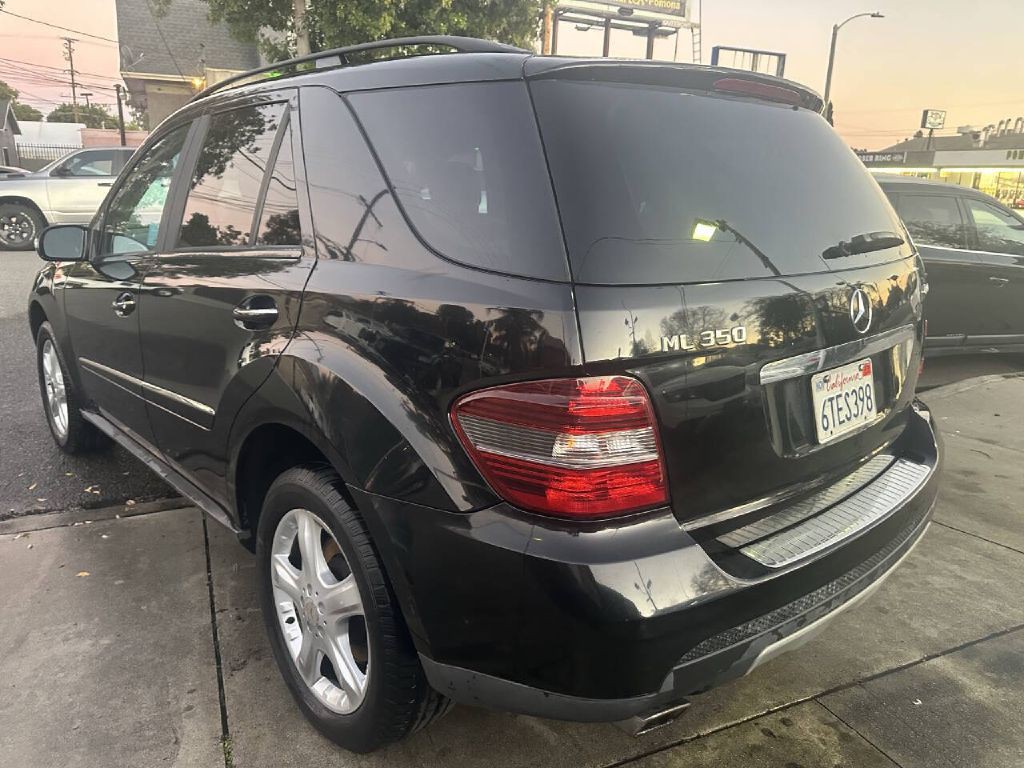 2008 Mercedes-Benz M-Class Image 4