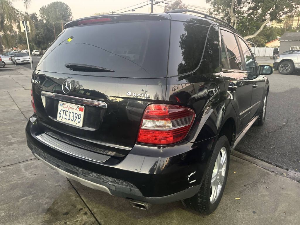 2008 Mercedes-Benz M-Class Image 6