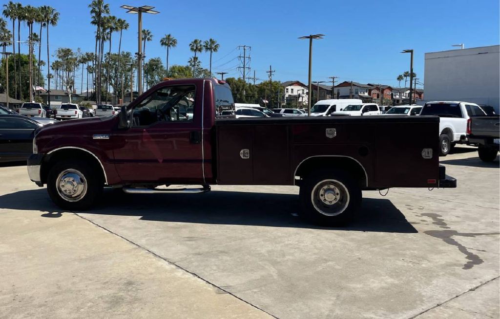 2005 Ford F-350 Image 3