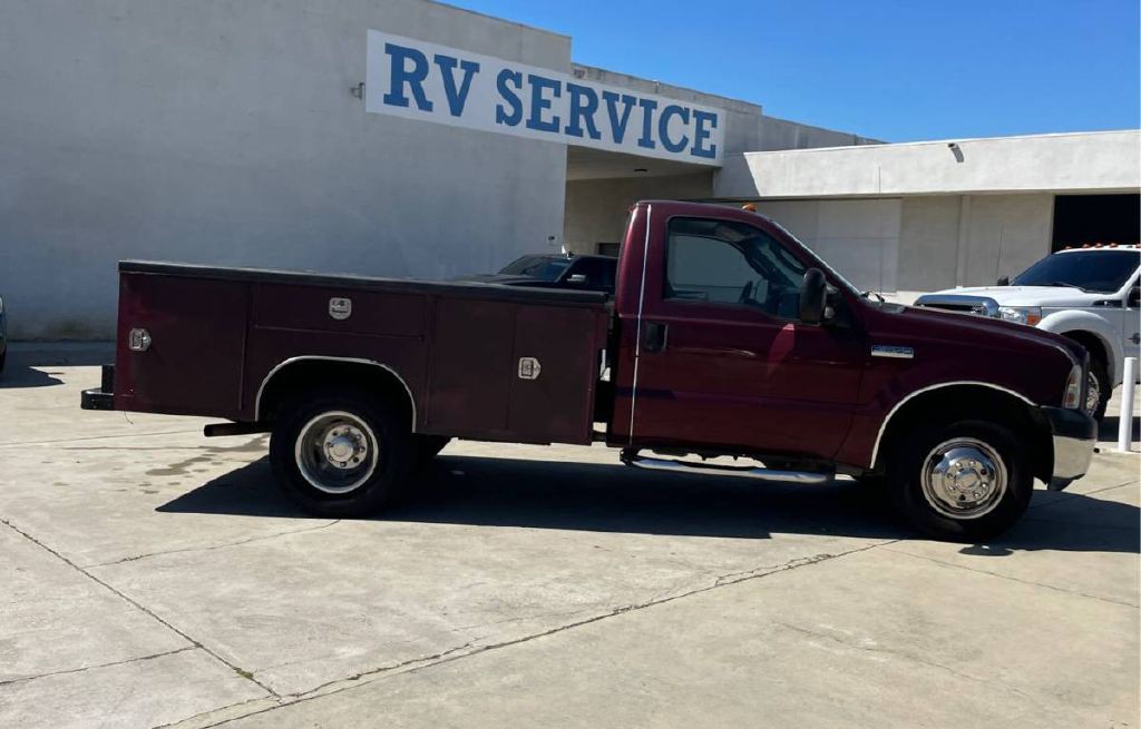 2005 Ford F-350 Image 7