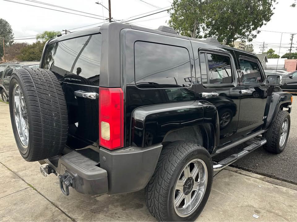 2006 HUMMER H3 Image 4
