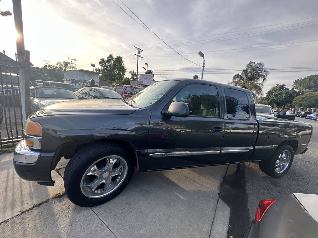 2005 GMC Sierra Image 7