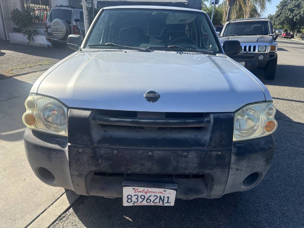 2004 Nissan Frontier Image 2