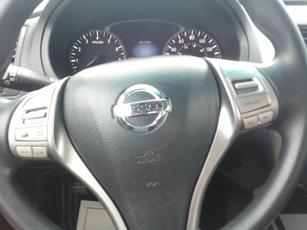 2015 Nissan Altima Image 7