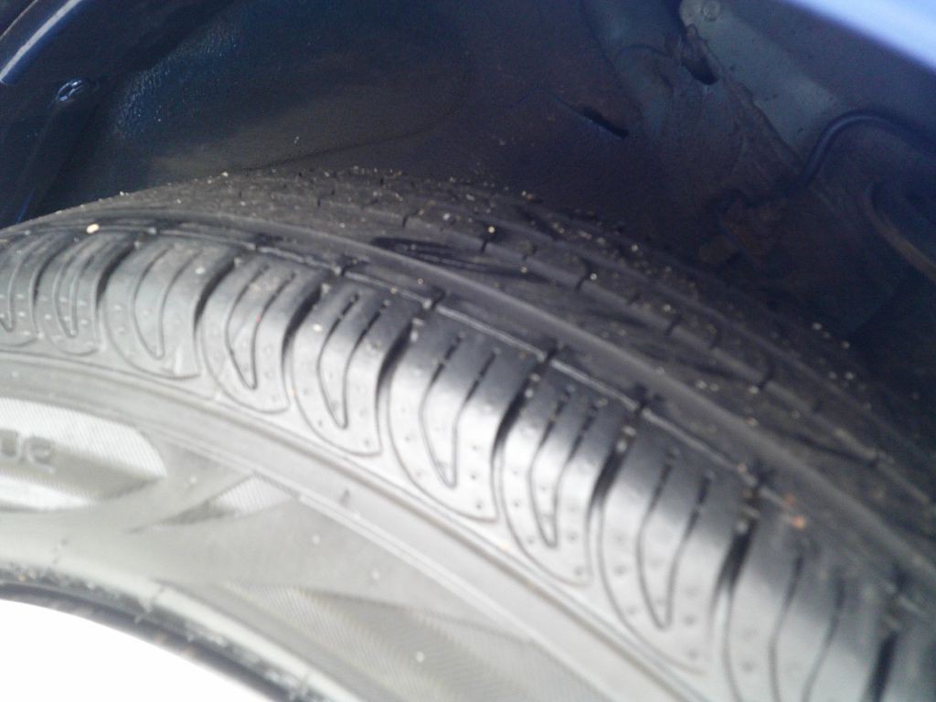 2016 Nissan Versa Image 3