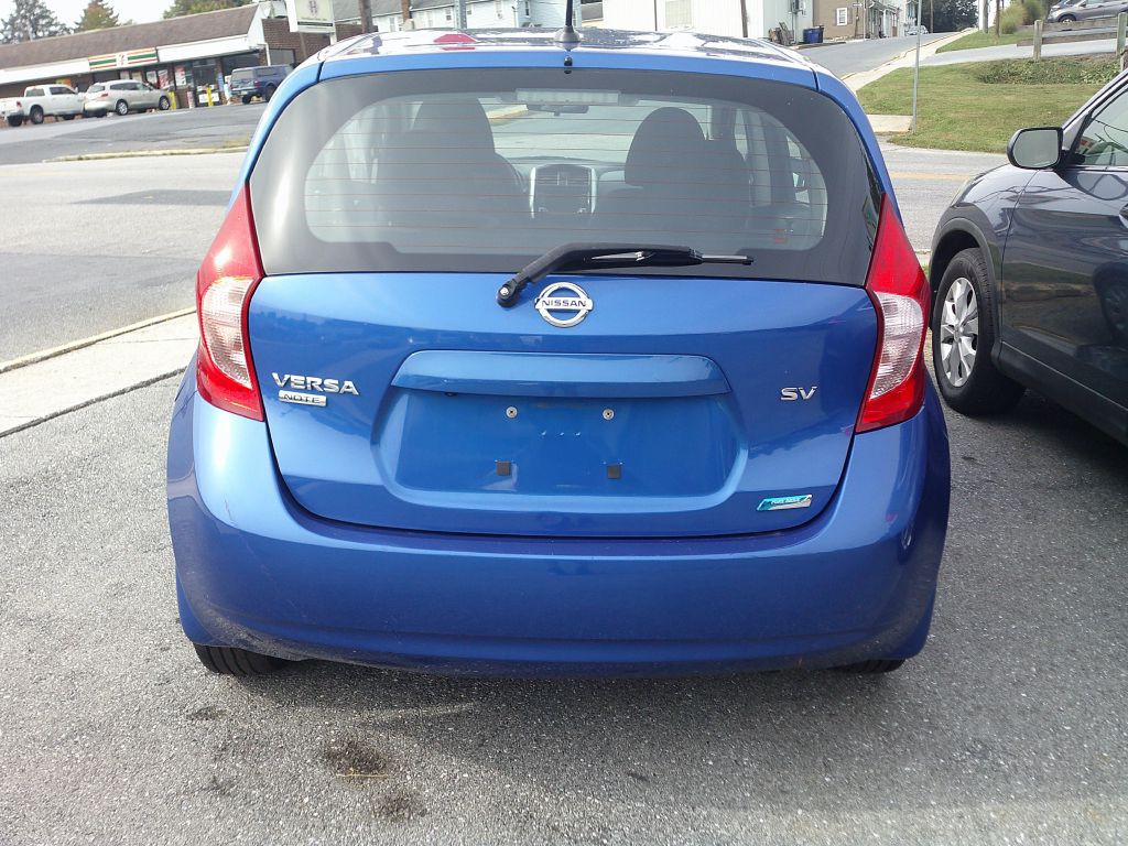 2016 Nissan Versa Image 4
