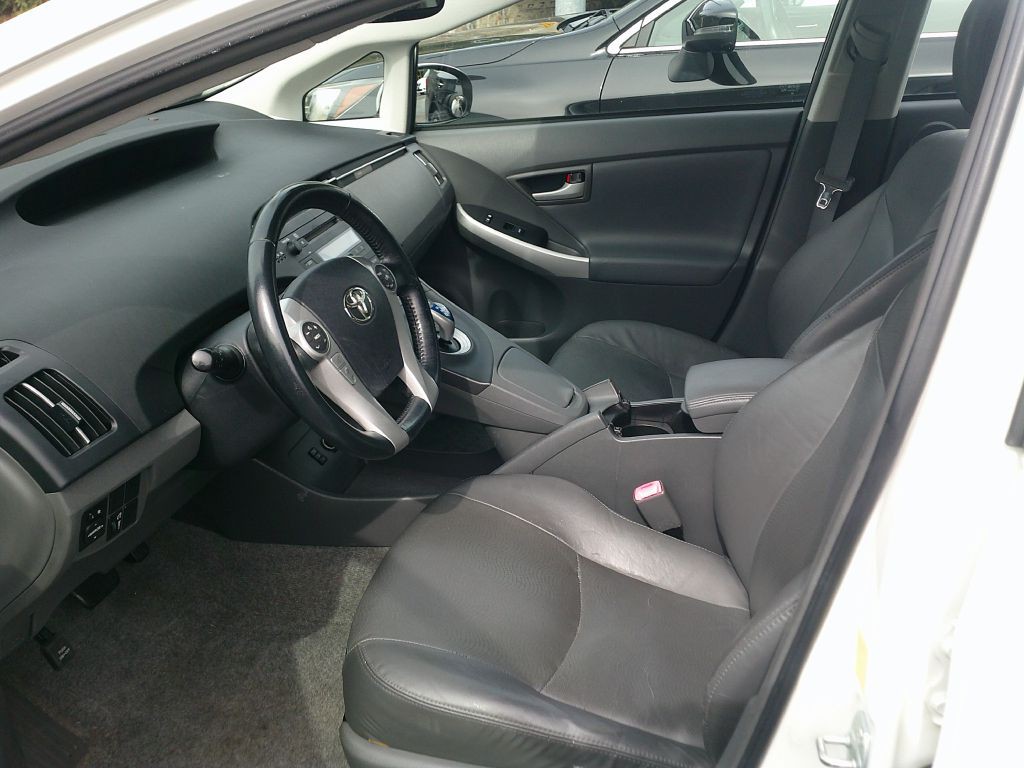2010 Toyota Prius Image 5
