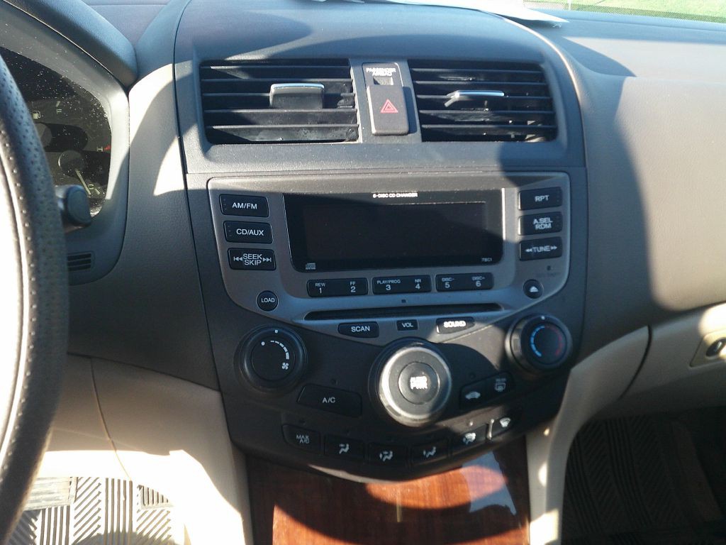 2007 Honda Accord Image 11