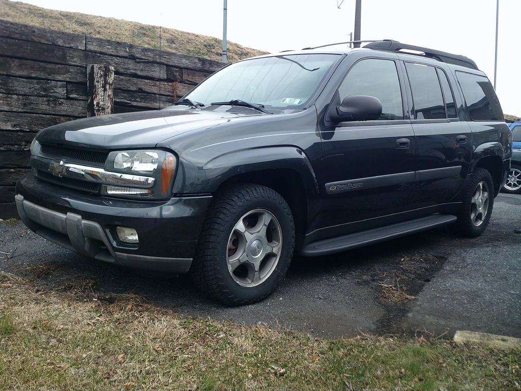 2004 Chevrolet Trailblazer Image 2