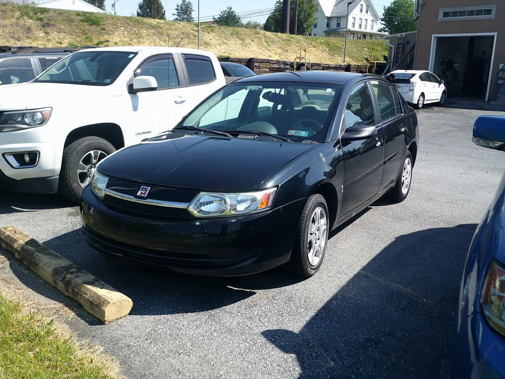 2003 Saturn ION Image 2