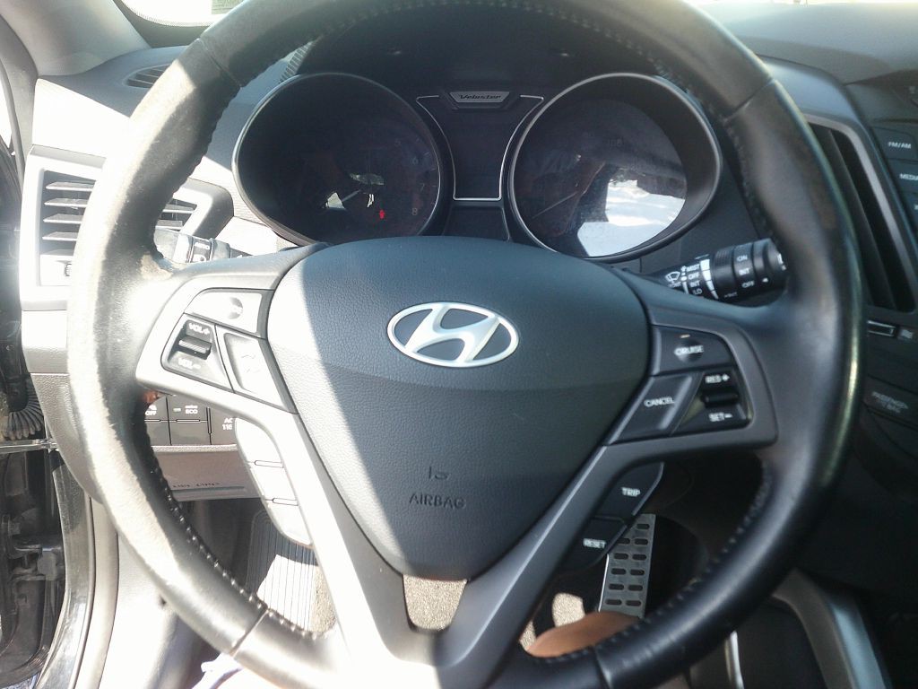 2013 Hyundai Veloster Image 11