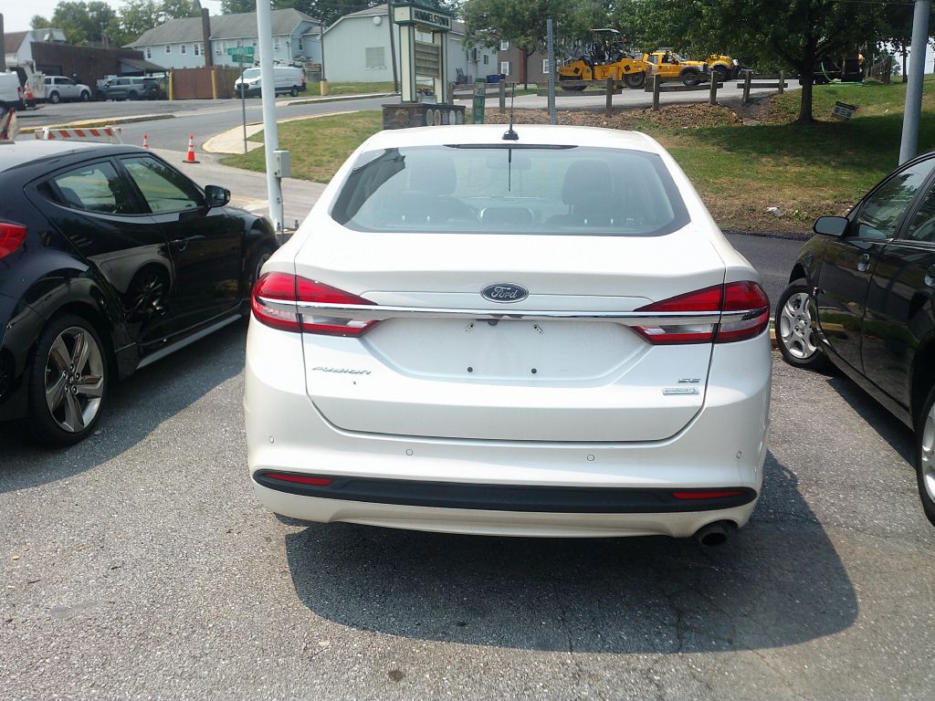 2017 Ford Fusion Image 4