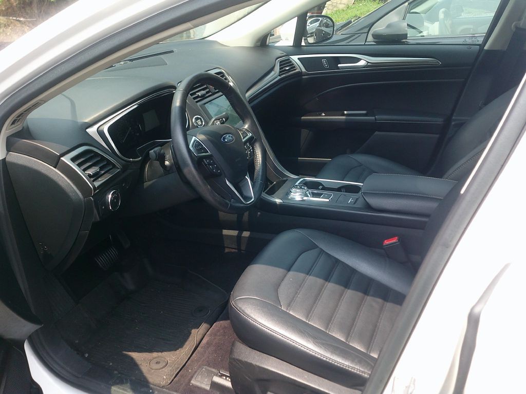 2017 Ford Fusion Image 5