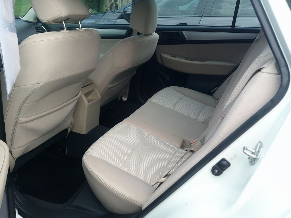 2017 Subaru Outback Image 14