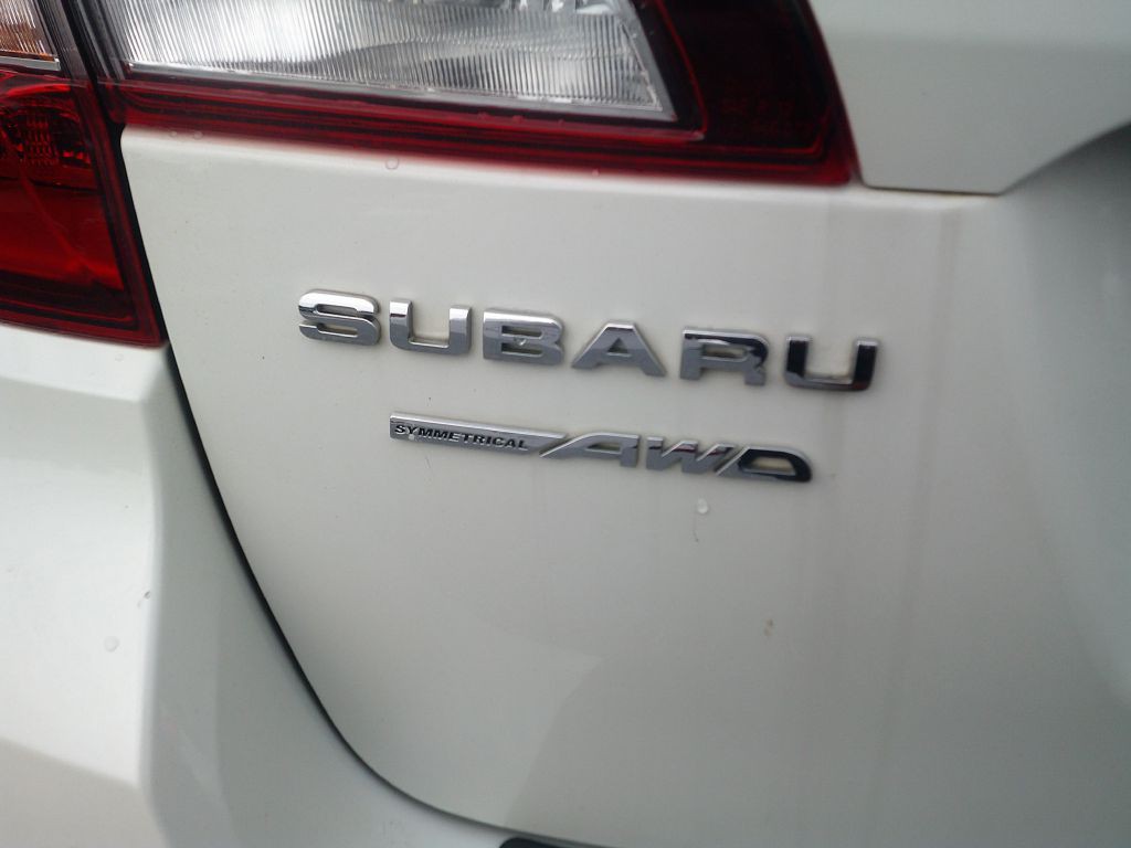 2017 Subaru Outback Image 16