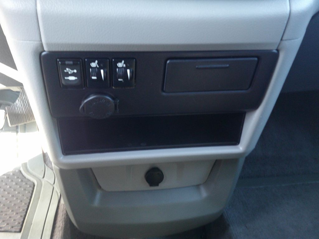 2016 Toyota Sienna Image 15
