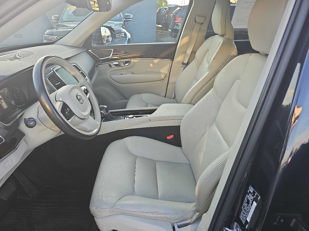 2019 Volvo XC90 Image 25