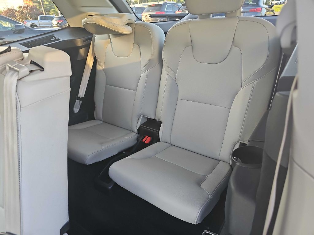 2019 Volvo XC90 Image 26