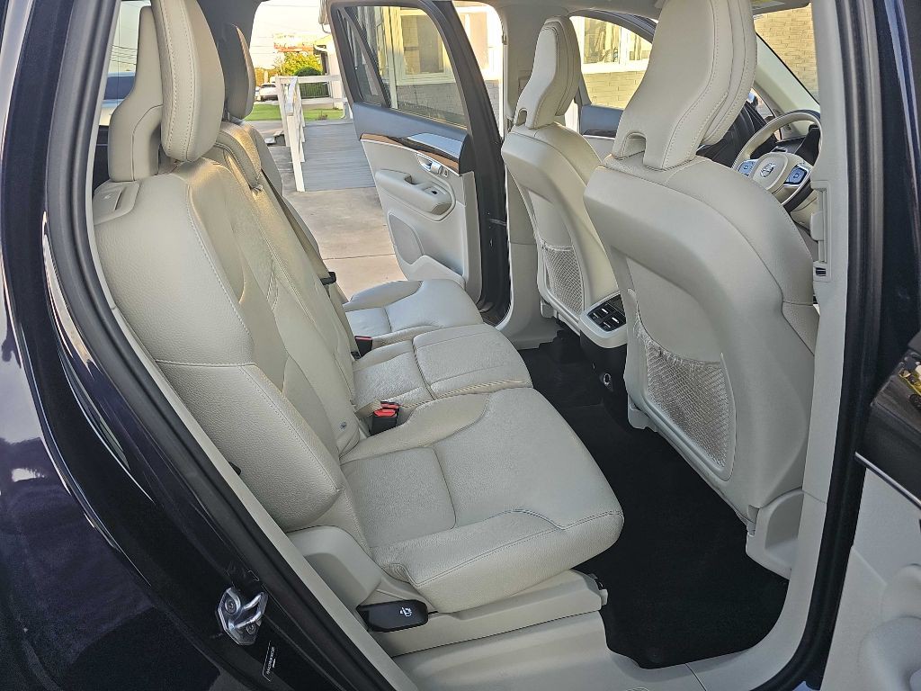 2019 Volvo XC90 Image 31