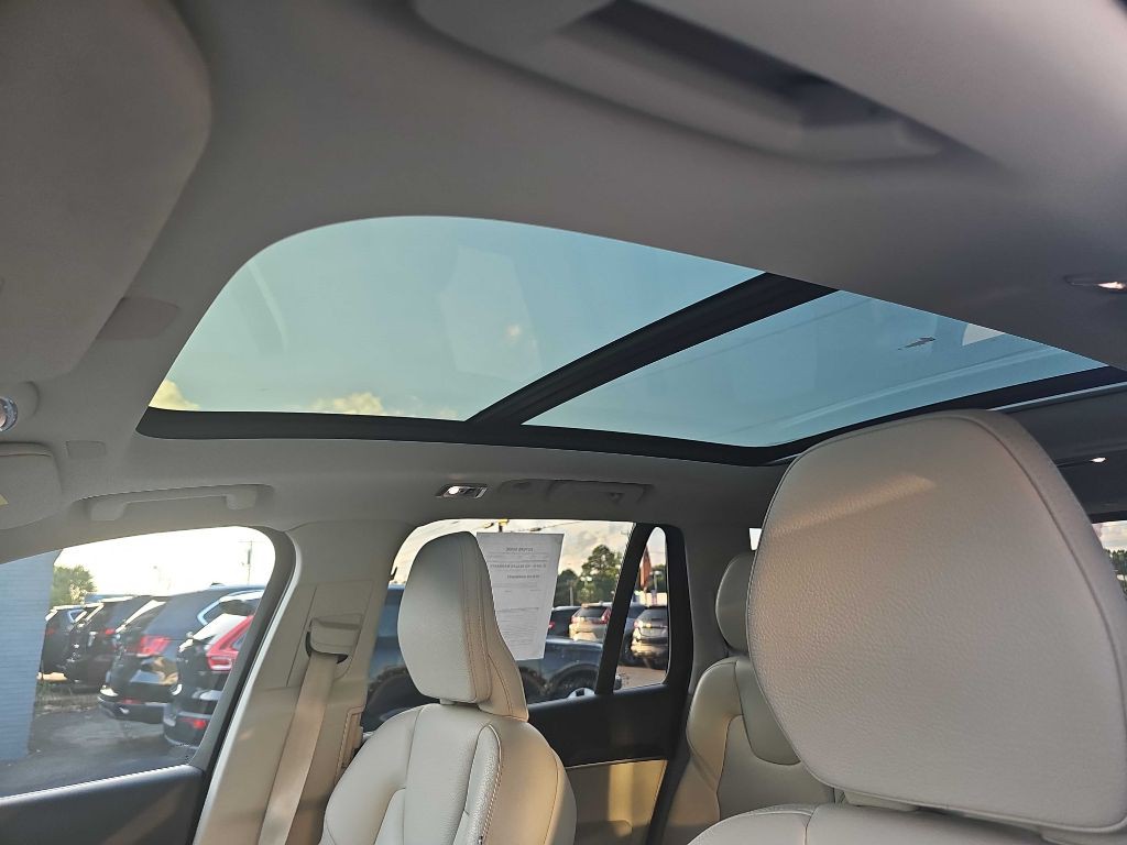 2019 Volvo XC90 Image 39