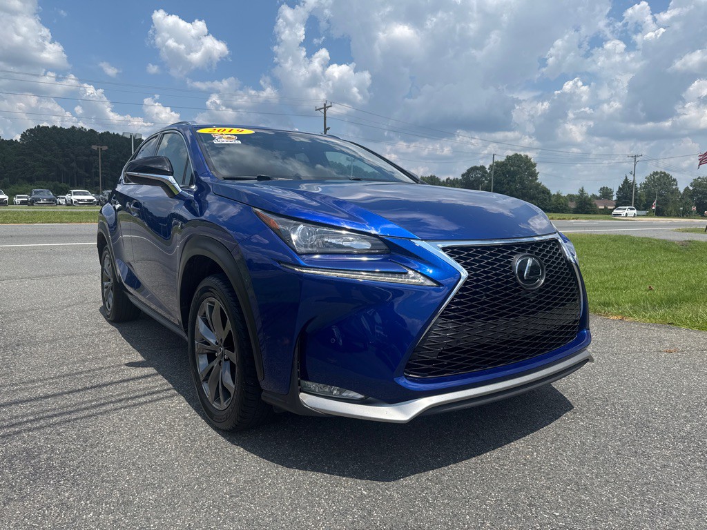 2017 Lexus NX Image 2