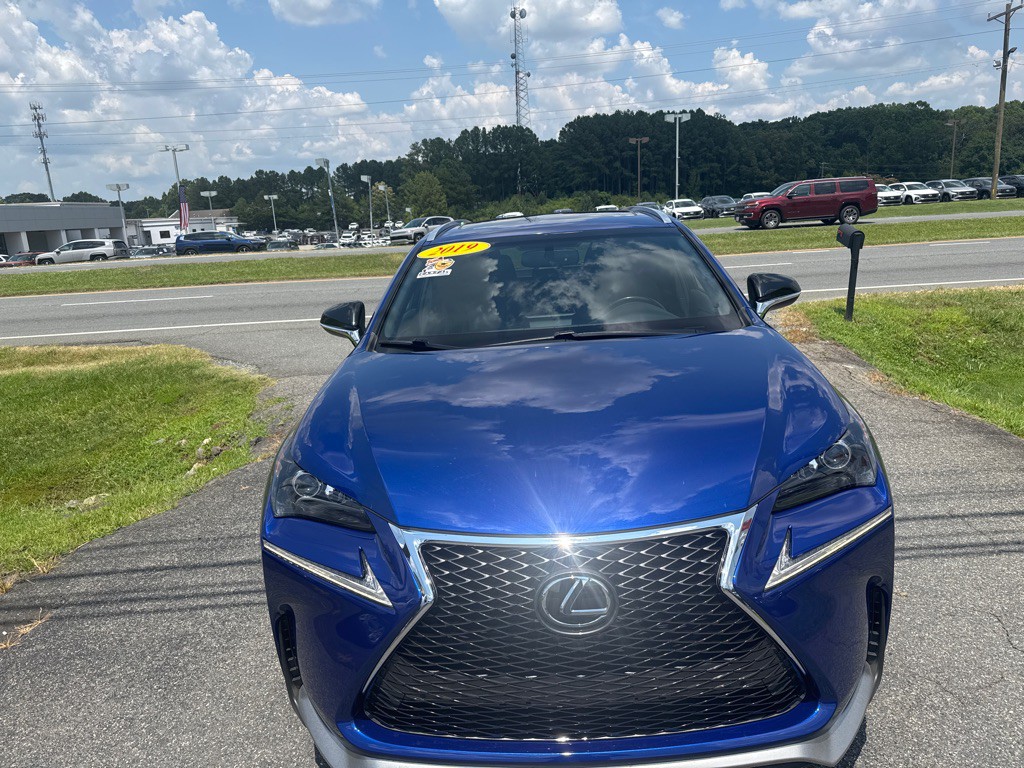 2017 Lexus NX Image 6
