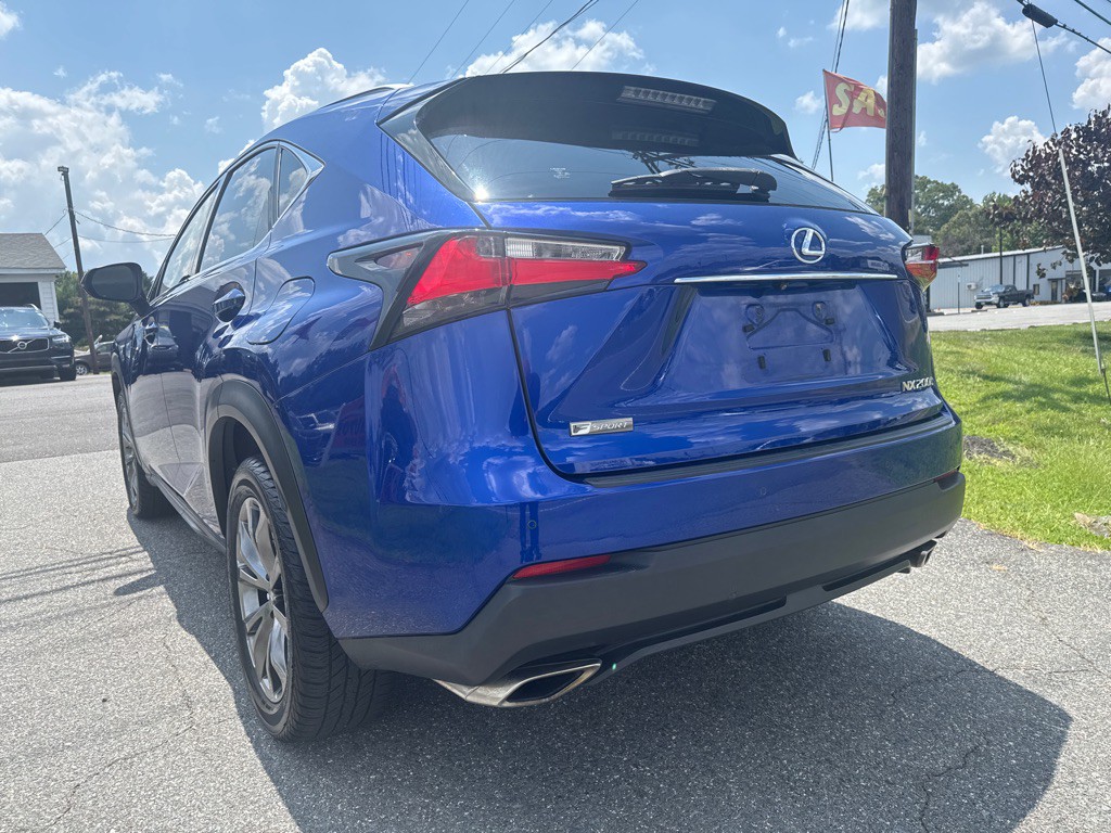 2017 Lexus NX Image 8
