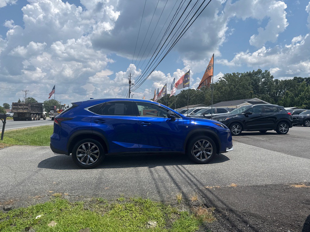2017 Lexus NX Image 13