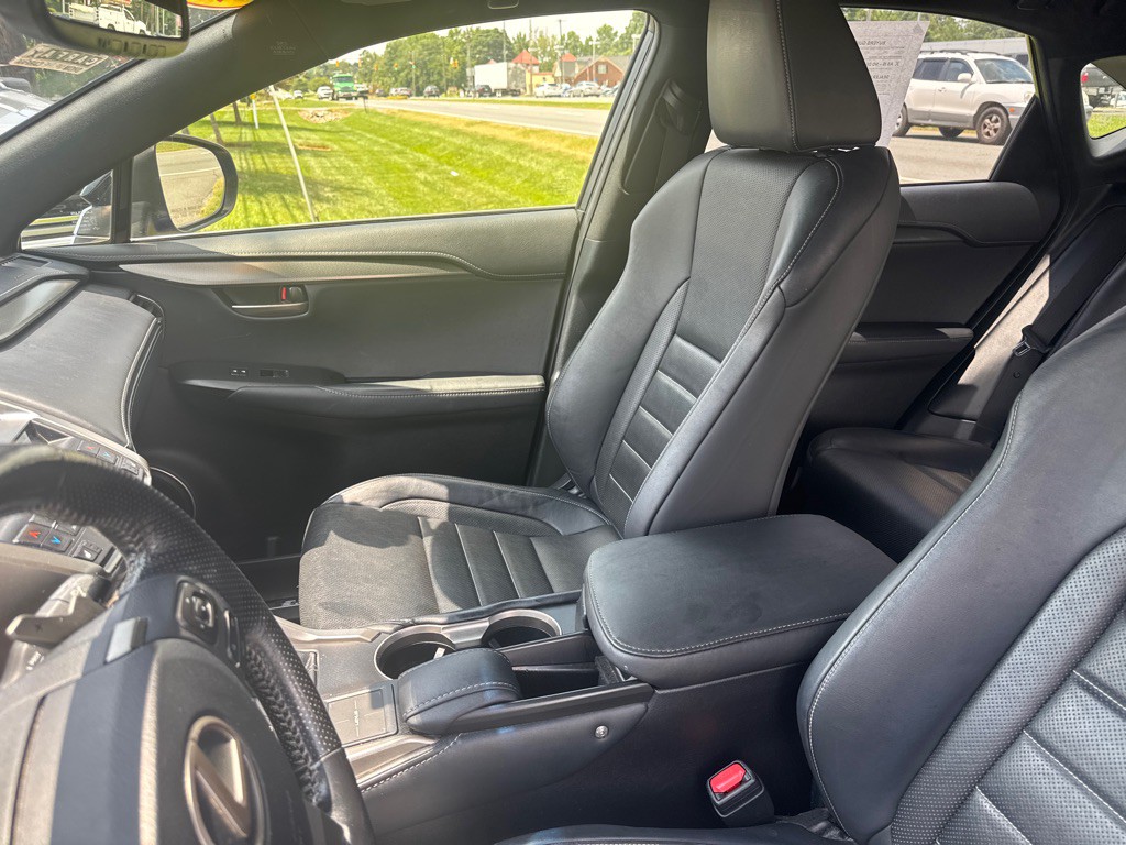 2017 Lexus NX Image 22