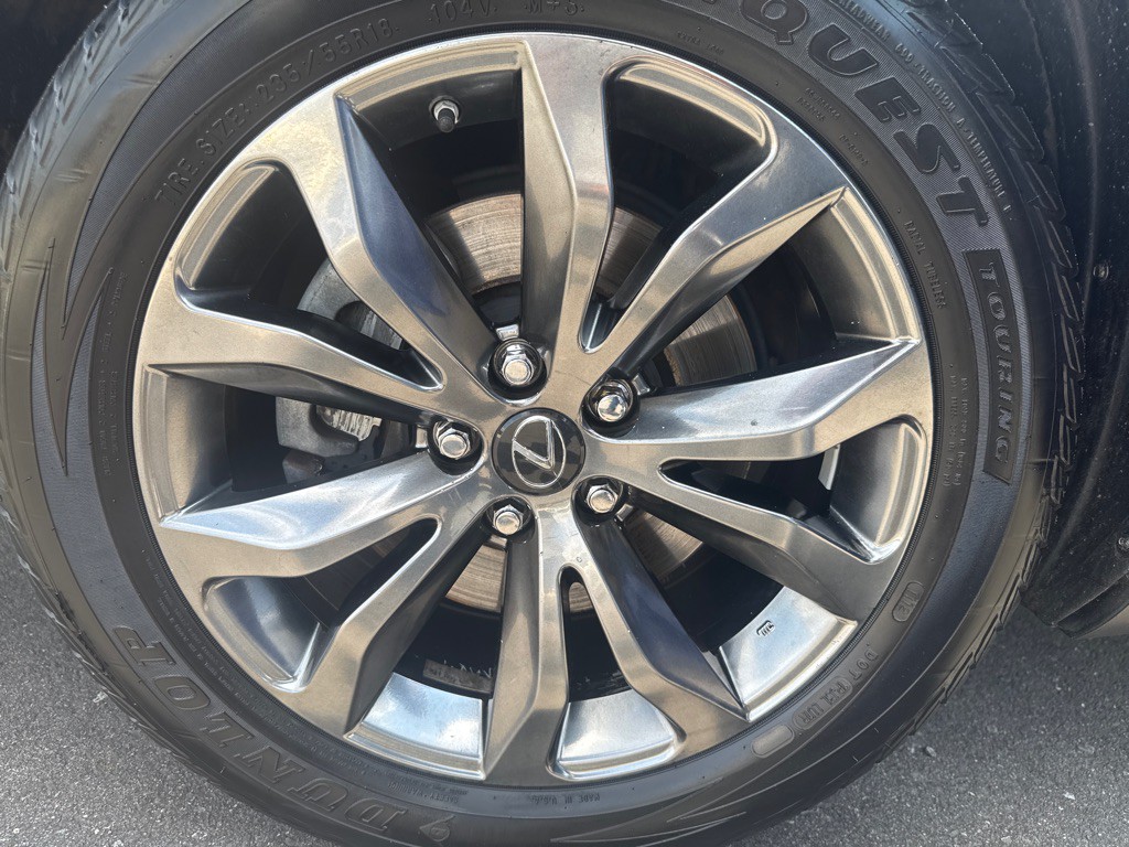 2017 Lexus NX Image 31