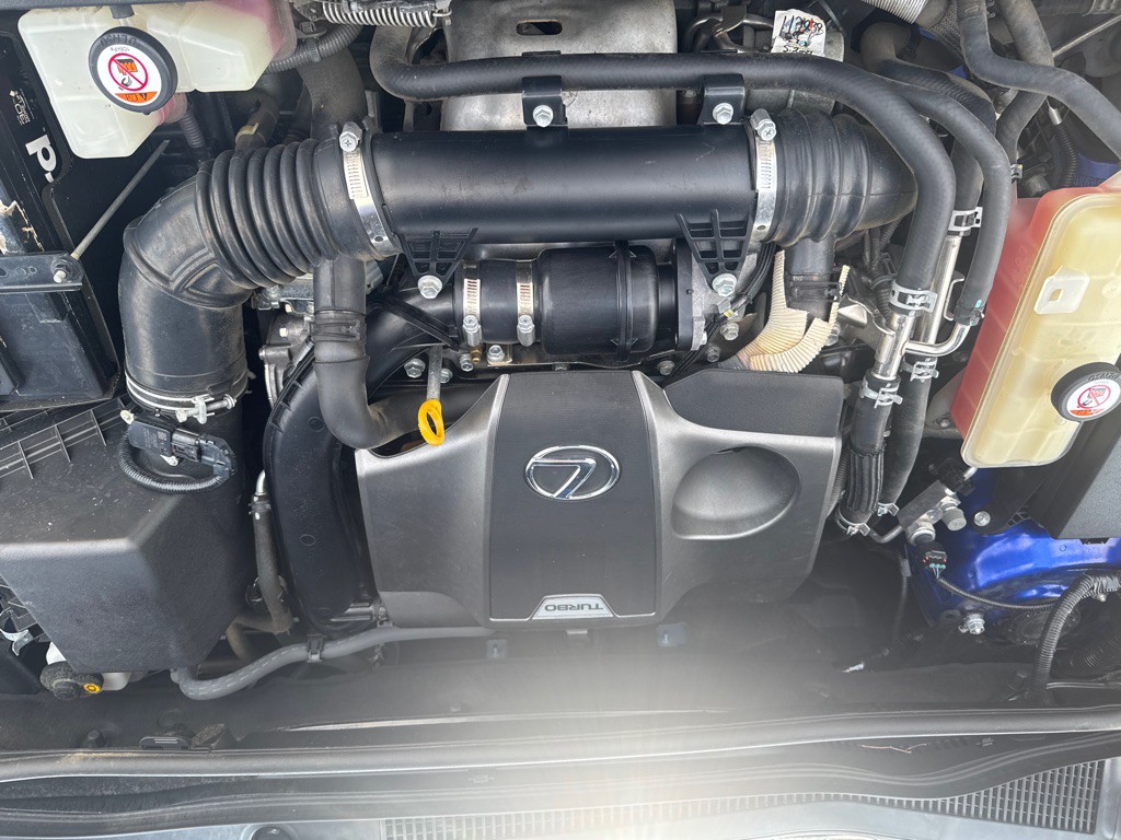 2017 Lexus NX Image 35