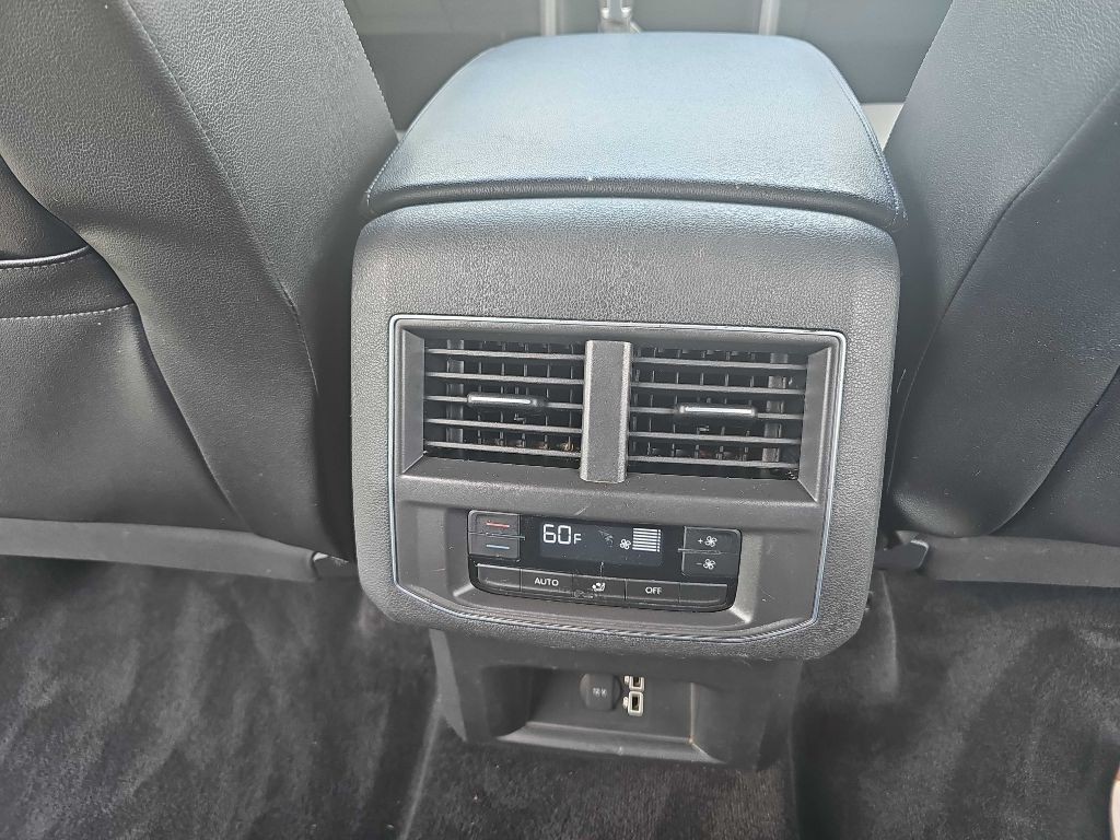 2018 Volkswagen Atlas Image 27